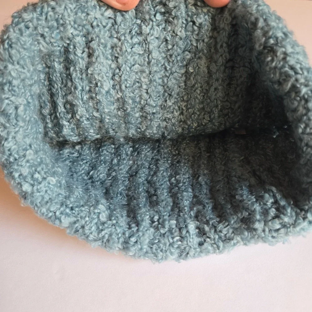 Womens Blue Boucle Knit Pom Pom Beanie Hat Ribbed Cuff Nine & Company Cute Girly